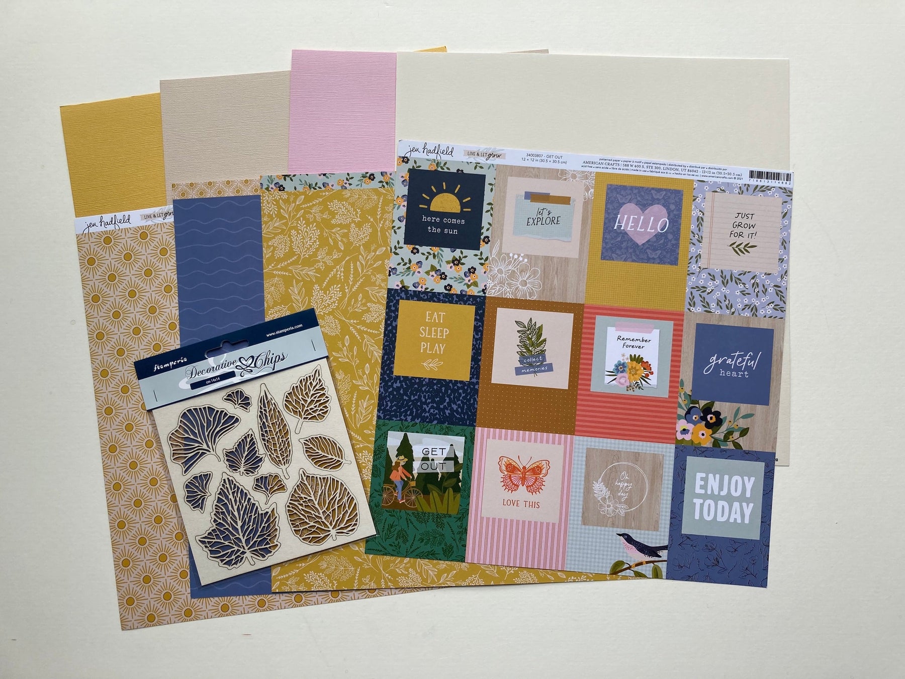Scrapaholix September 2022 kits - Live and Let Grow