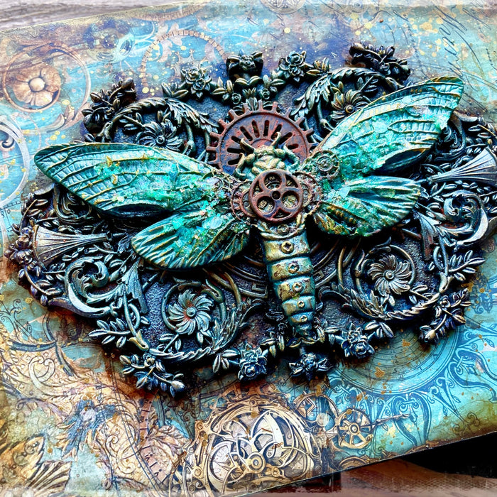 Steampunk treasure box: By Louise Crosbie.