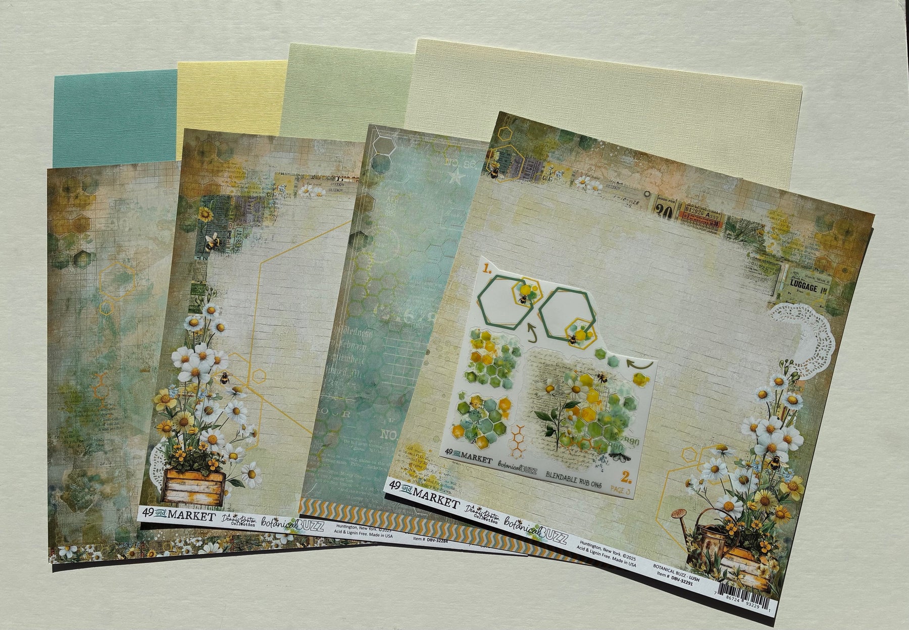October 2025 Scrapaholix kits - Botanical Buzz