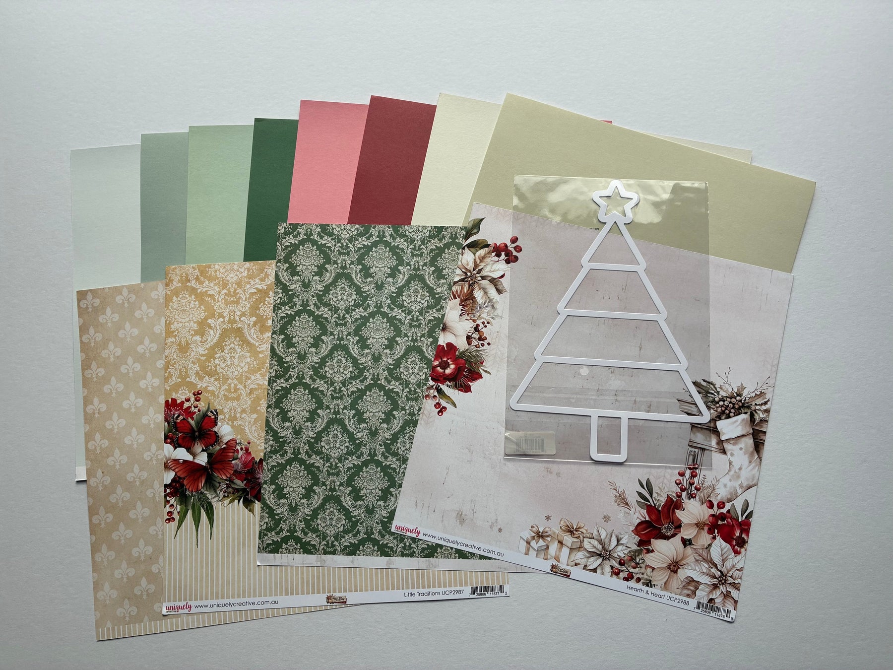 Scrapaholix December 2025 kits