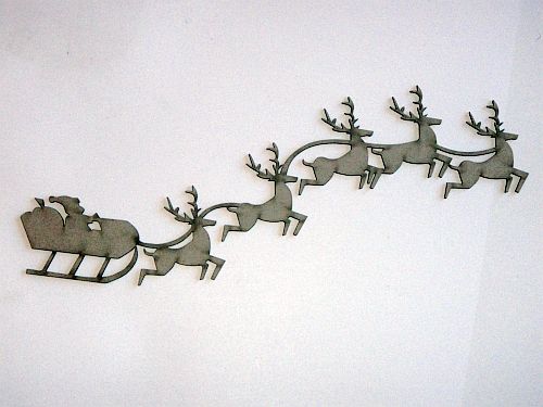 Mini Santa sleigh & reindeer