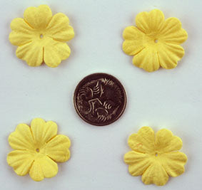 Soft Yellow 2.5cm Single Flower