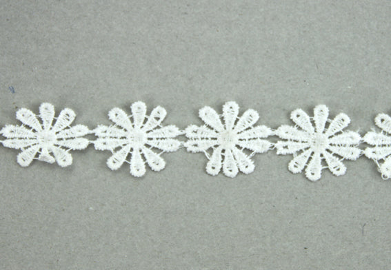 Lace - 25mm Flower White