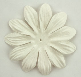 White 6cm single flower